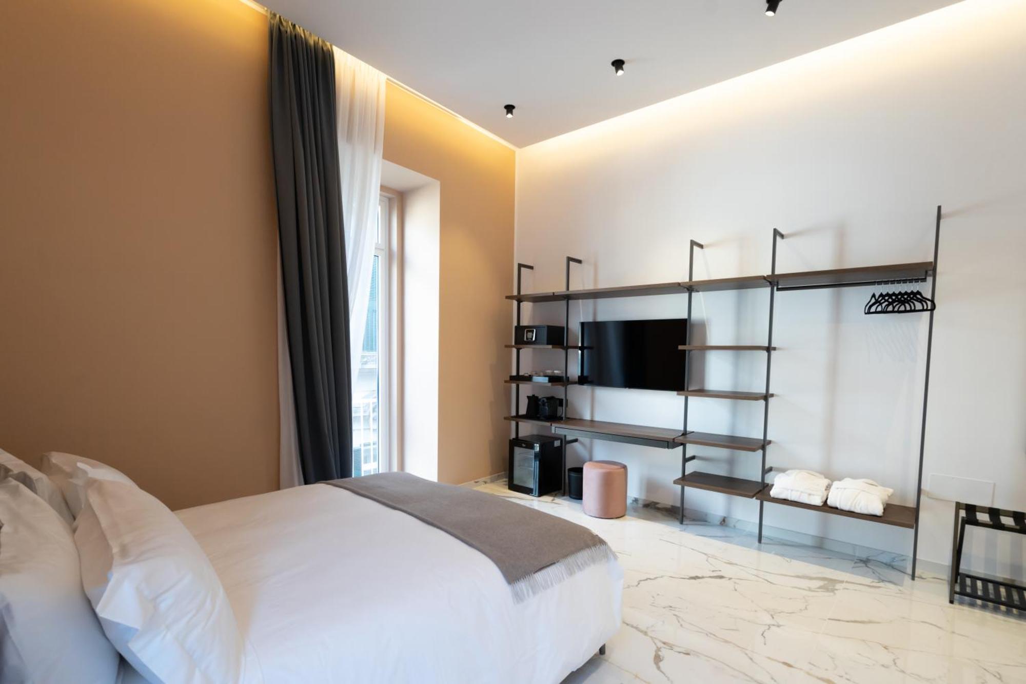 Insogno Suites Napoli Bagian luar foto