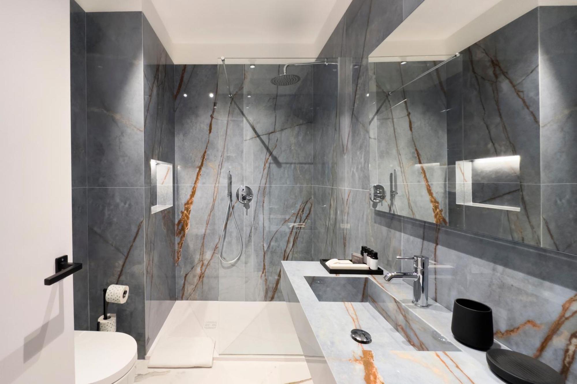 Insogno Suites Napoli Bagian luar foto